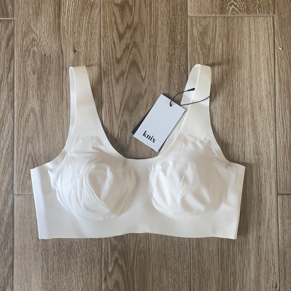 ✨Knix Pullover Bra NWT✨